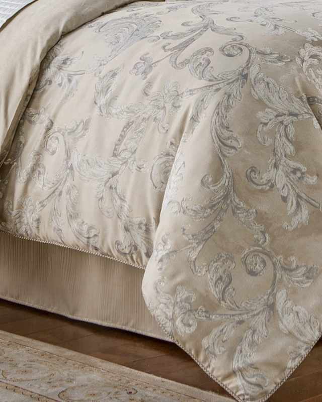 Chantelle Comforter Set